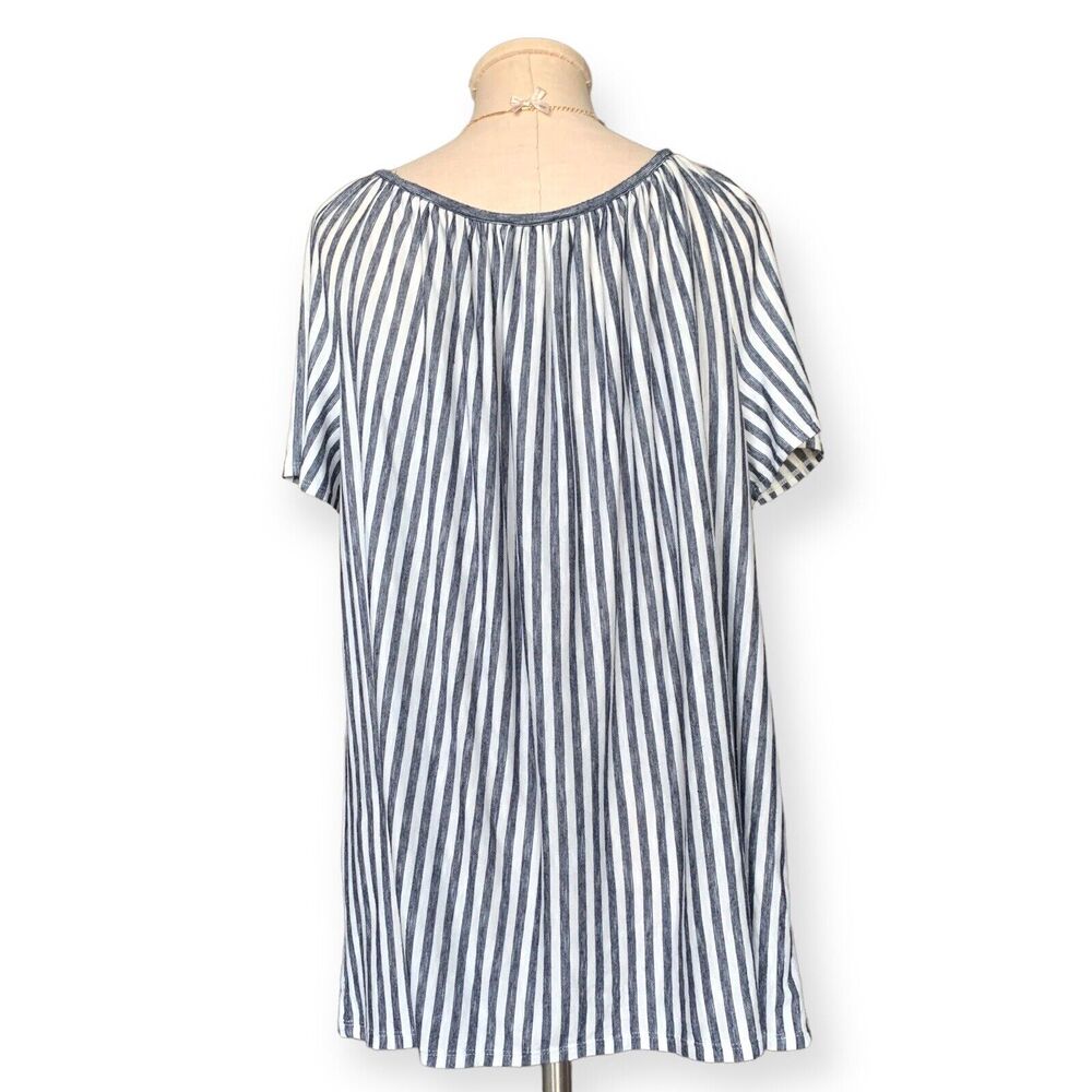 MAX STUDIO Shirred Flowy Blouse Pinstriped Off Shoulder Chic Top Soft Gray 2X - Picture 6 of 9